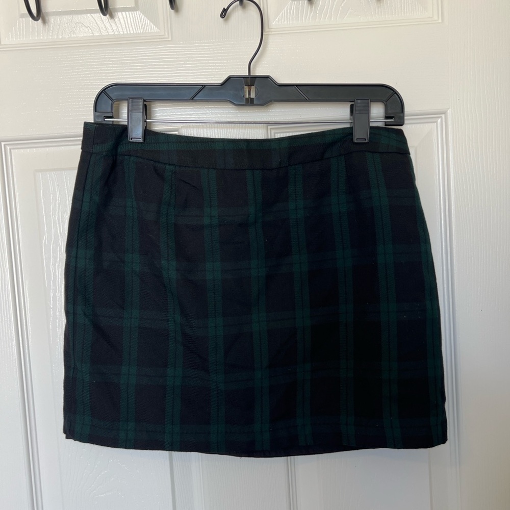Gap Plaid Mini Skirt – Green & Black – Size 4